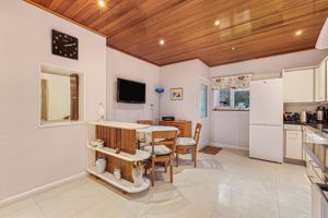 Photo 18- click for photo gallery